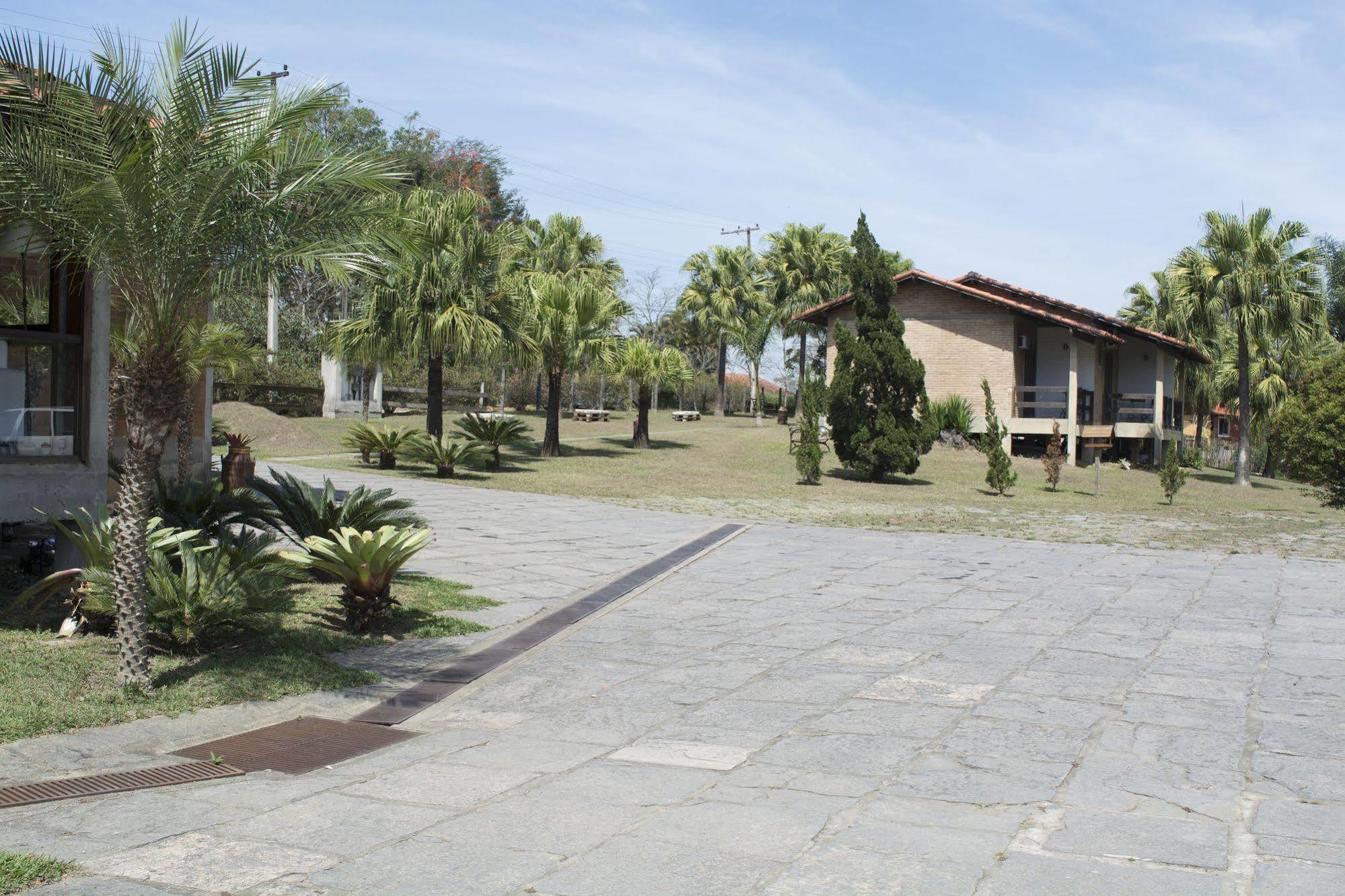 Hotel Quinta Da Mantiqueira Itatiaia  Bagian luar foto